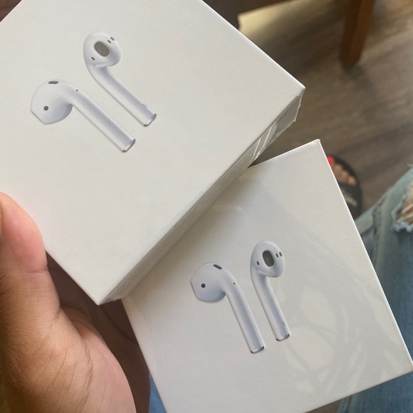 Apple AirPods